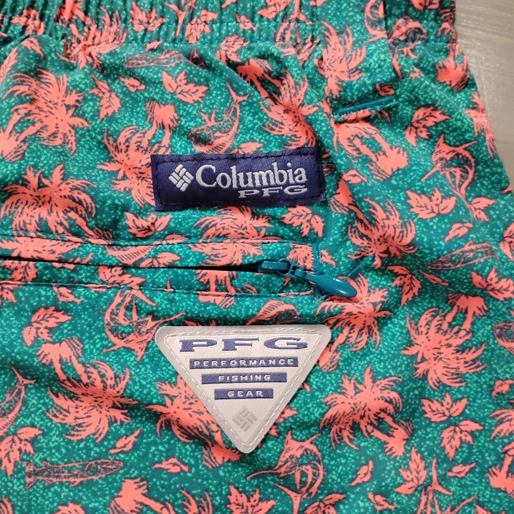 Columbia PFG Swim Trunks Mens XL Green Pink Palms AOP Elastic Waist Lined Tie 8" - Picture 9 of 10